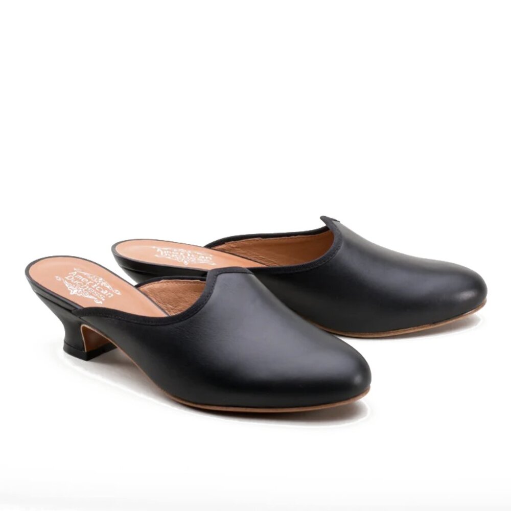 Chic Black Leather Mules